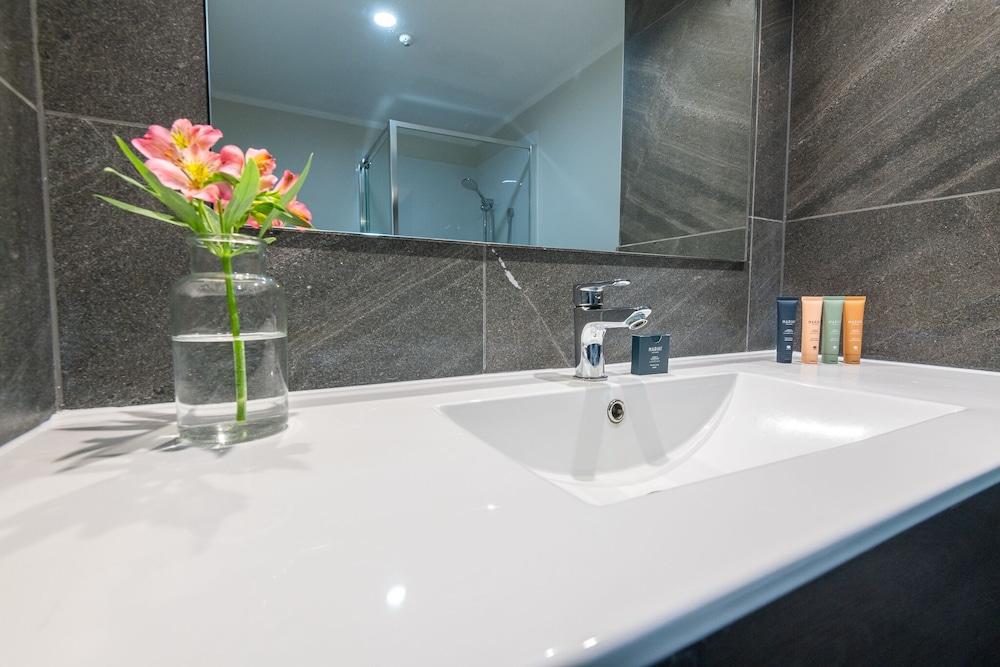Four Canoes Hotel Rotorua Ngoại thất bức ảnh