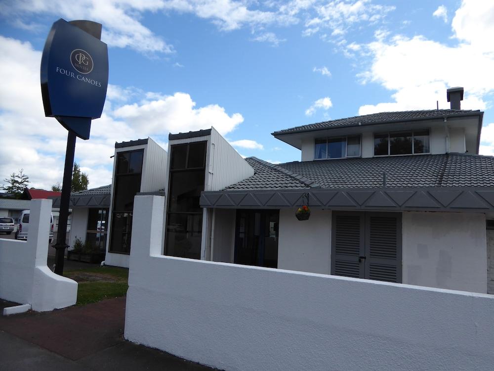 Four Canoes Hotel Rotorua Ngoại thất bức ảnh